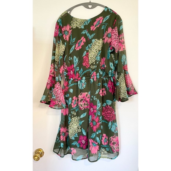 Context Floral Bell Sleeve Dress NWT - Picture 4 of 4